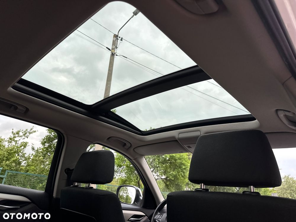 BMW X1 sDrive18d xLine - 11