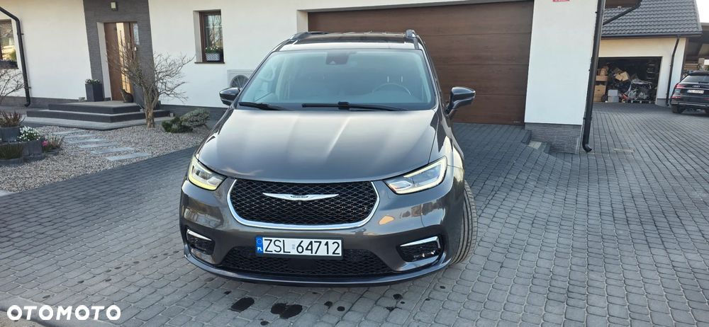 Chrysler Pacifica - 7