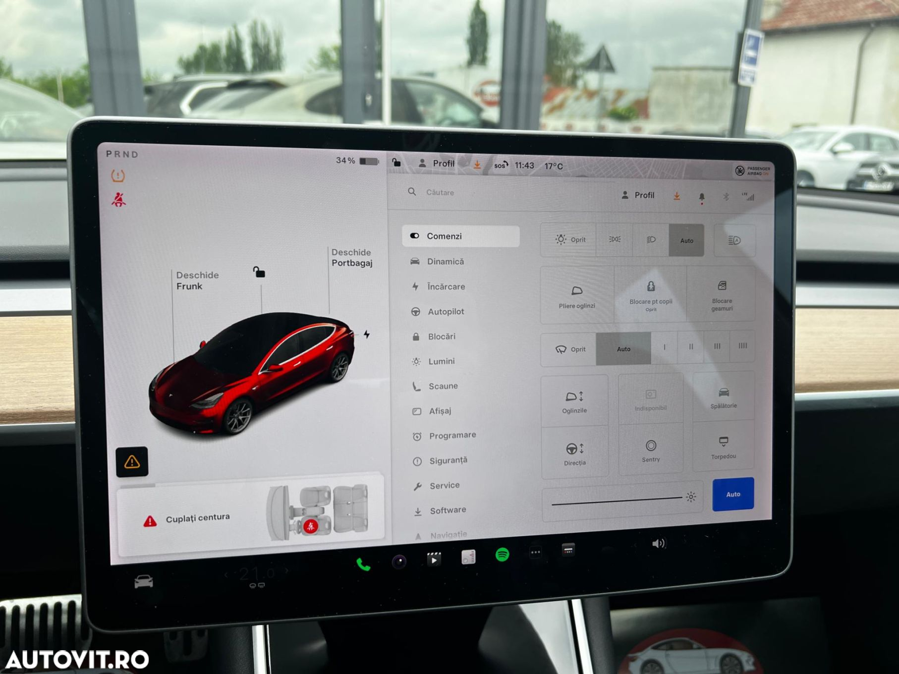 Tesla Model 3 - 16