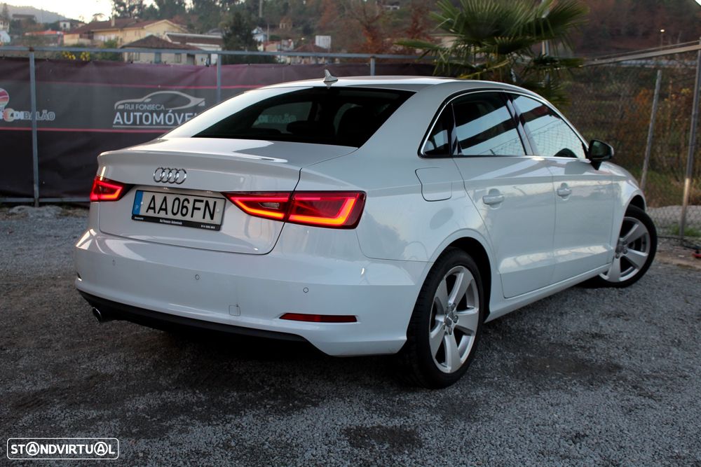Audi A3 Limousine 1.6 TDI ultra Attraction - 3