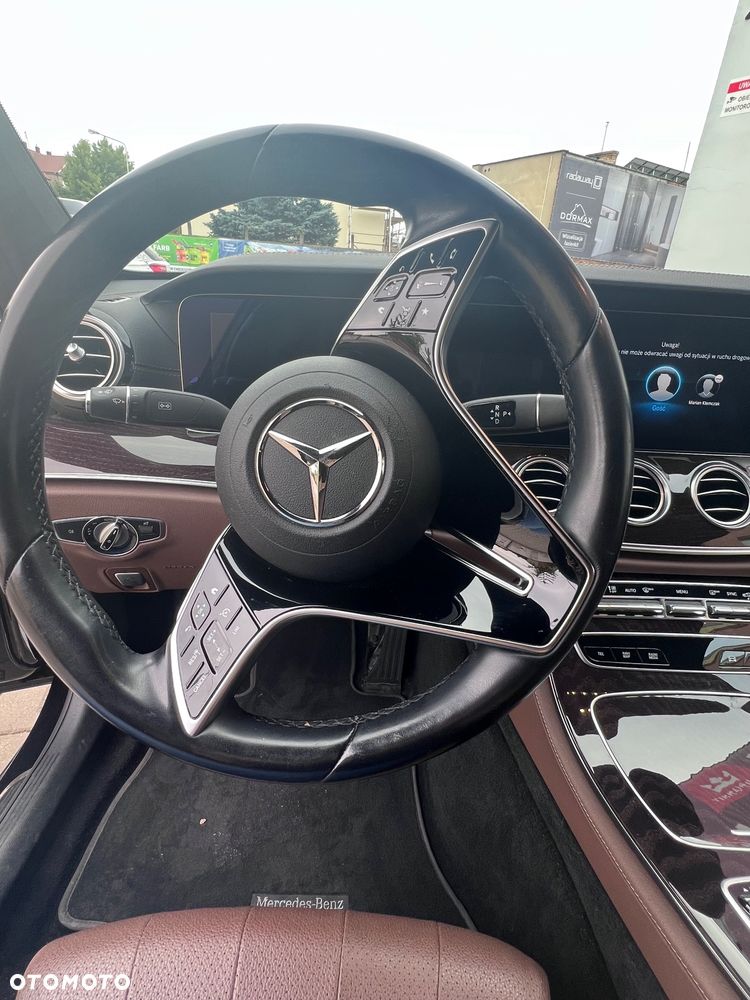 Mercedes-Benz Klasa E 220 d 4-Matic Exclusive - 12