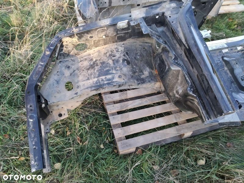 ĆWIARTKA PRAWA STRONA 4 DRZWI FORDRANGER V 2016 - 5