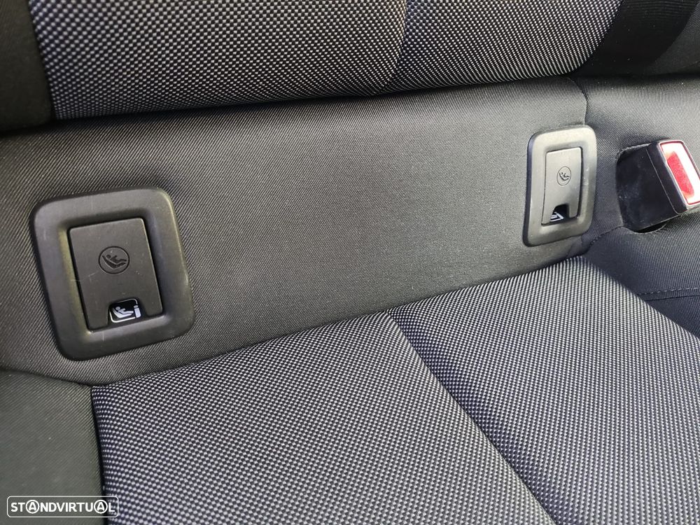 Audi Q2 30 TDI Advanced S tronic - 37