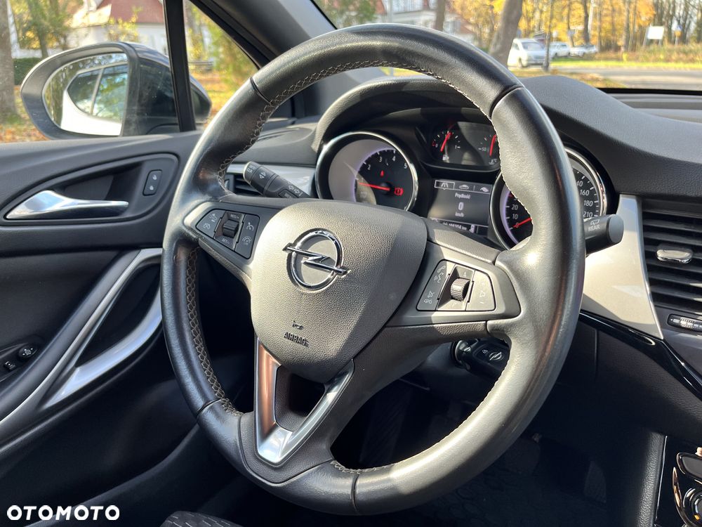 Opel Astra V 1.2 T GS Line S&S - 10