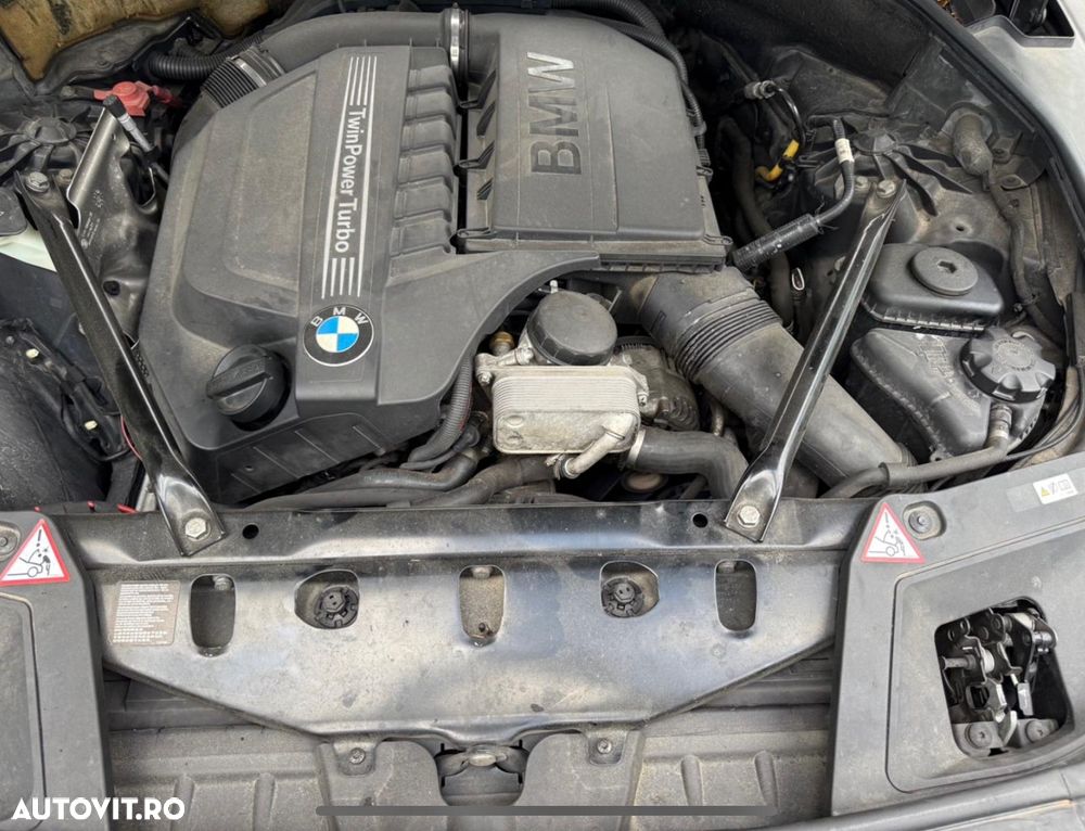 BMW Seria 5 535i - 32