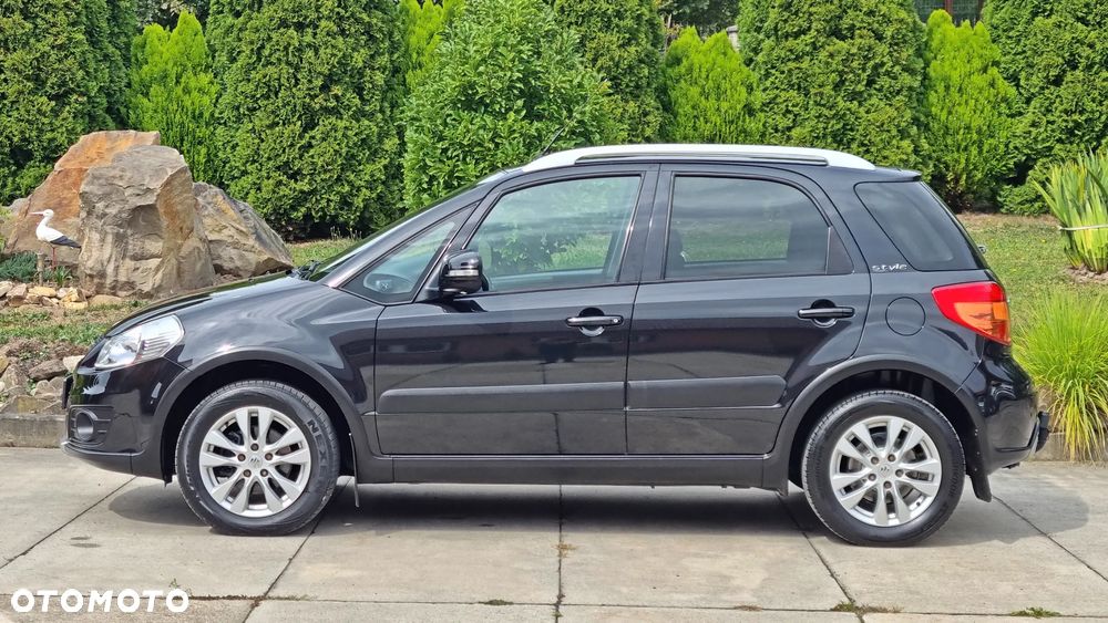 Suzuki SX4 1.6 VVT 4x4 Style - 17