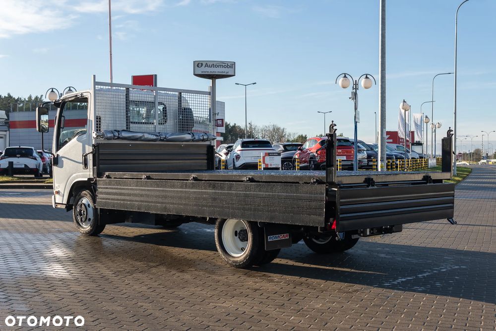 Isuzu M27 Final Edition - 12