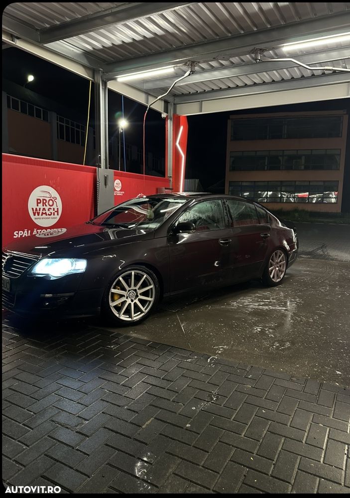 Volkswagen Passat 2.0TDI Sportline DPF DSG - 14