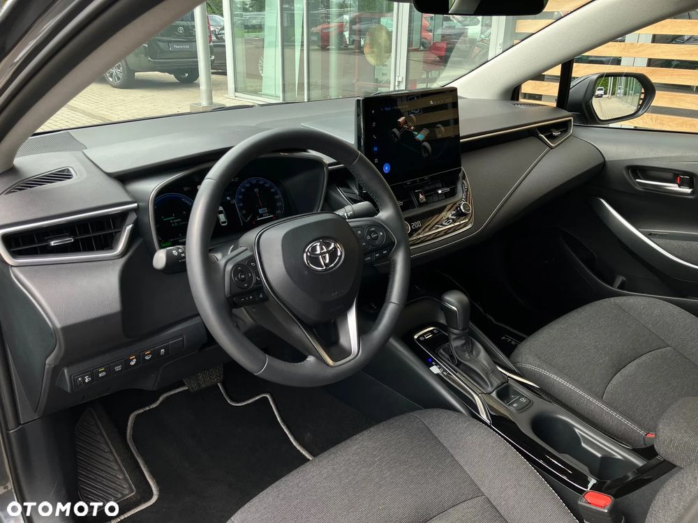Toyota Corolla 1.8 Hybrid Comfort - 34