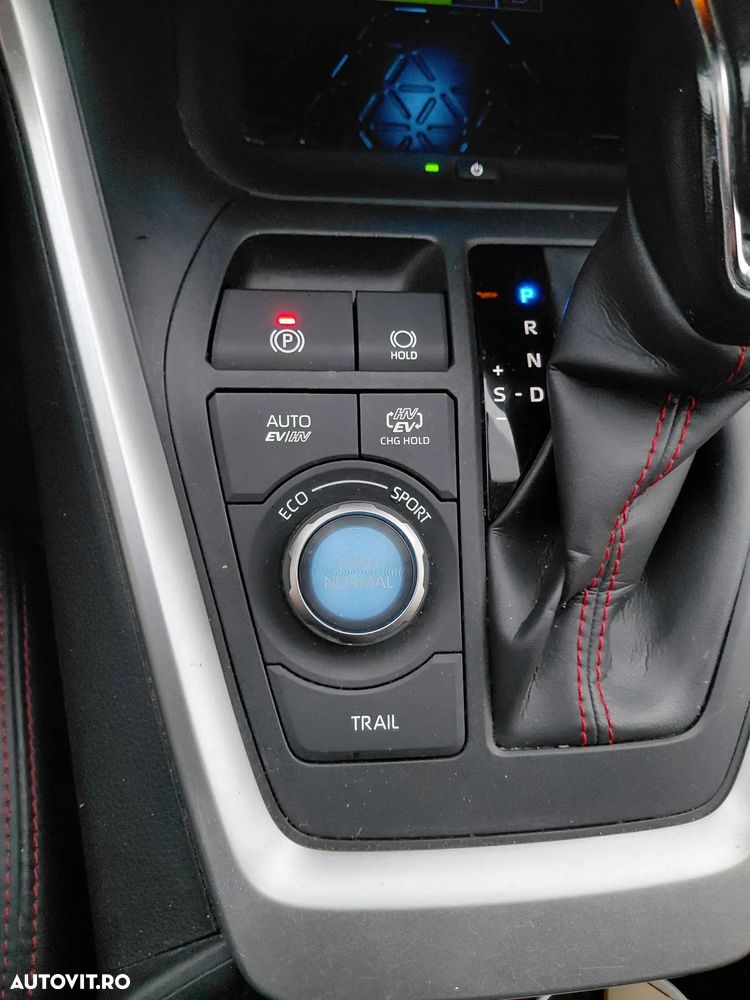 Toyota RAV4 2.5 PHEV VVT-iE 4x4 Style Bi-Tone - 18