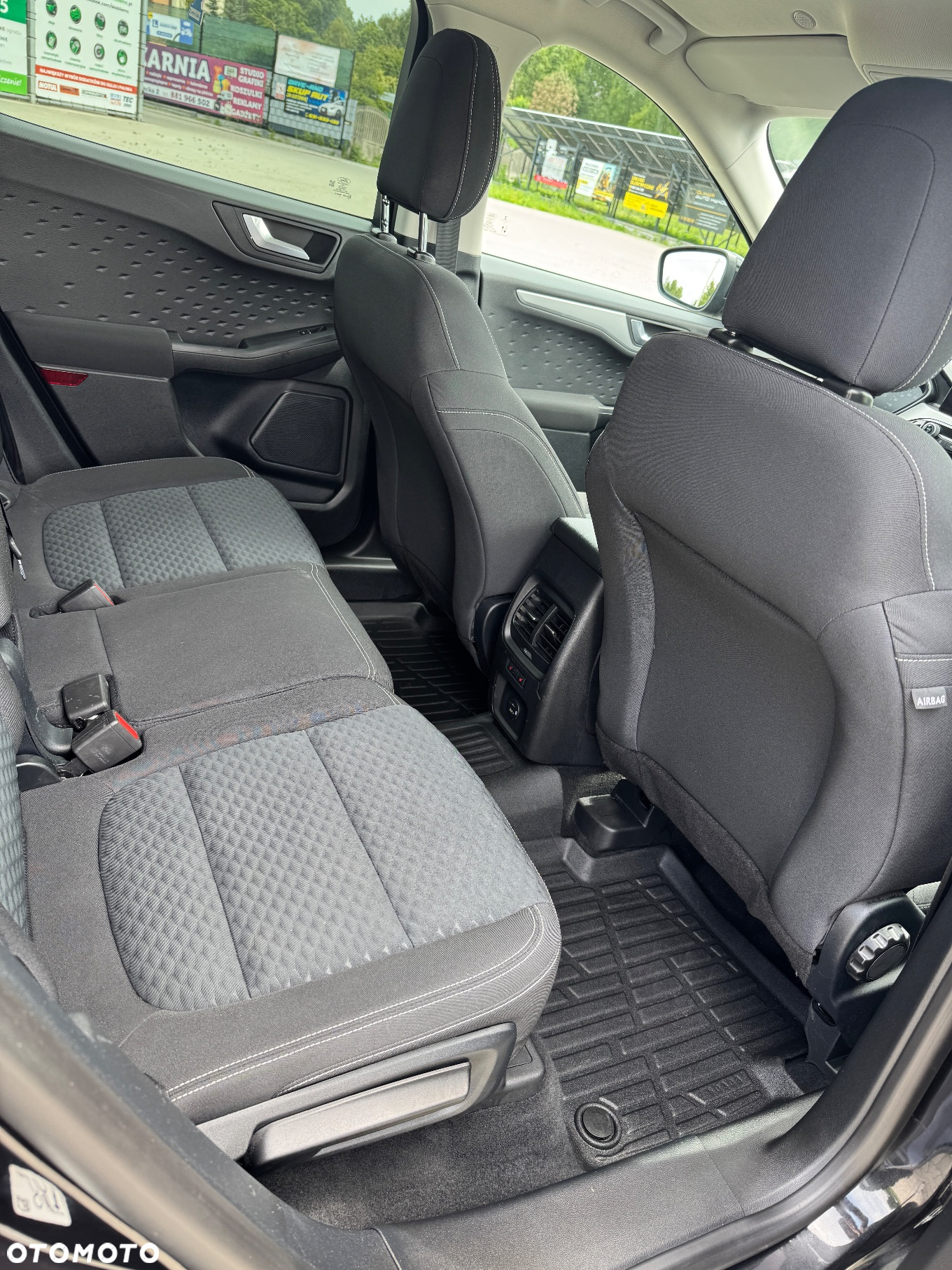 Ford Kuga - 24