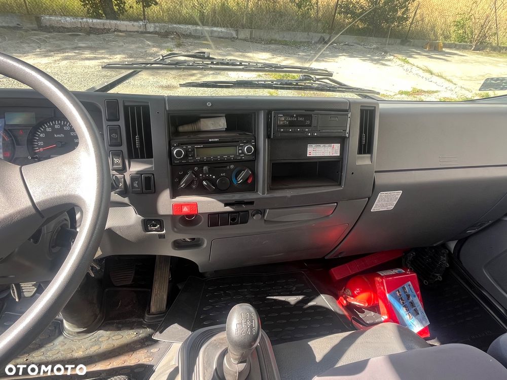 Isuzu AMP - 10