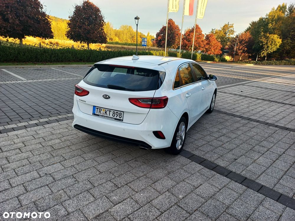 Kia Ceed - 5