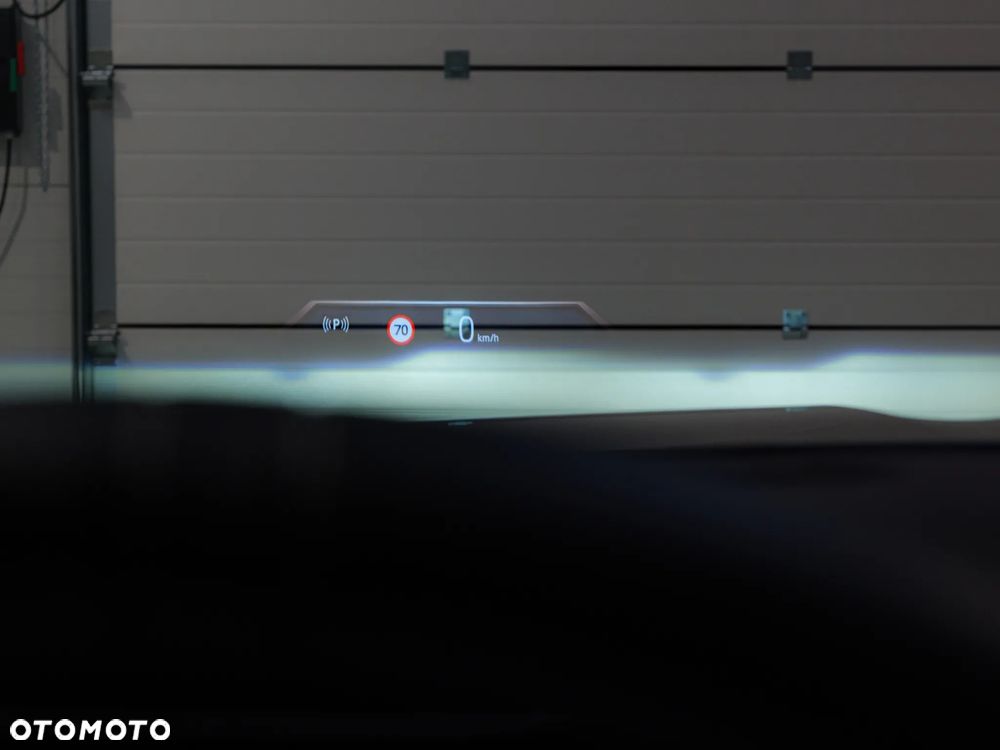 BMW Seria 7 740d xDrive sport - 36