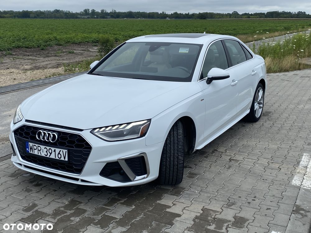 Audi A4 Limousine 45 TFSI Quattro S tronic - 4