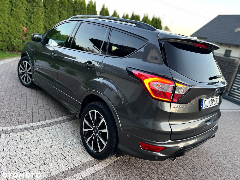 Ford Kuga - 23