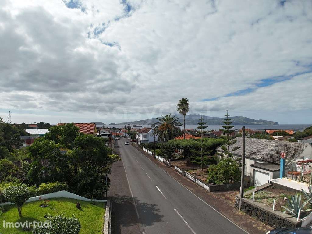 Apartamento T2 na Madalena a Montanha do Pico como pano de fundo - Grande imagem: 2/15