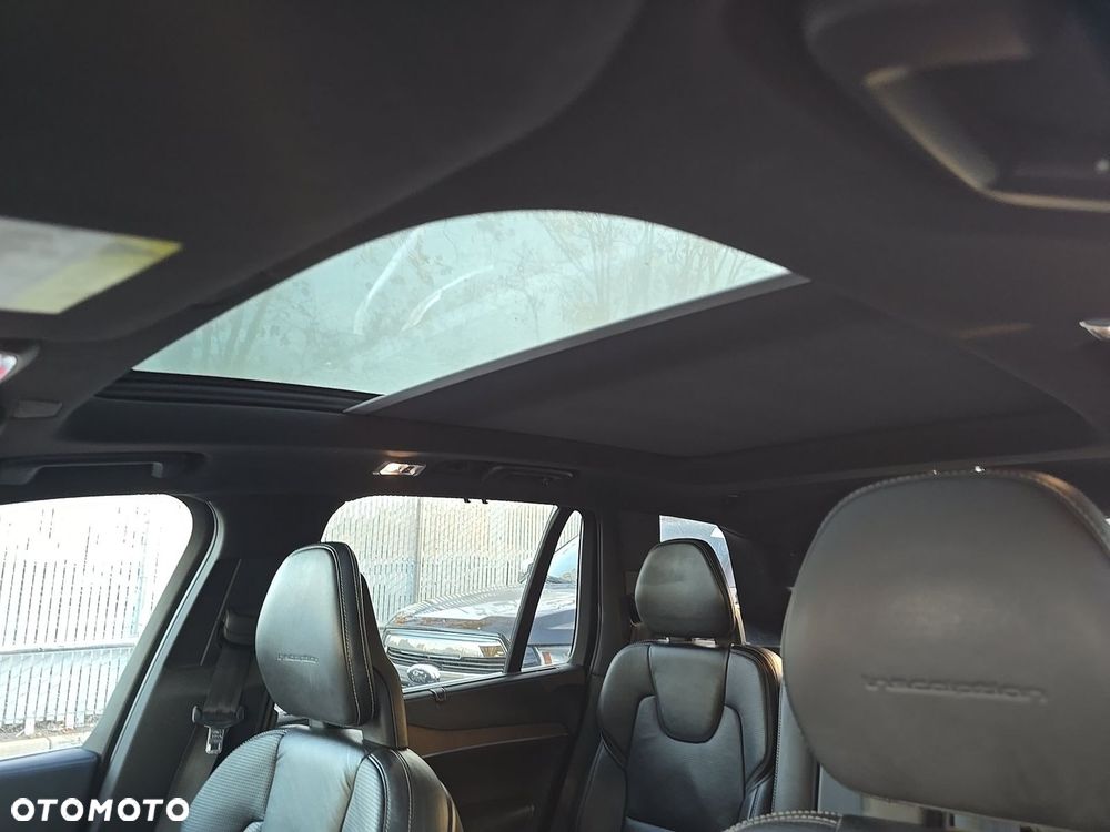 Volvo XC 90 - 16