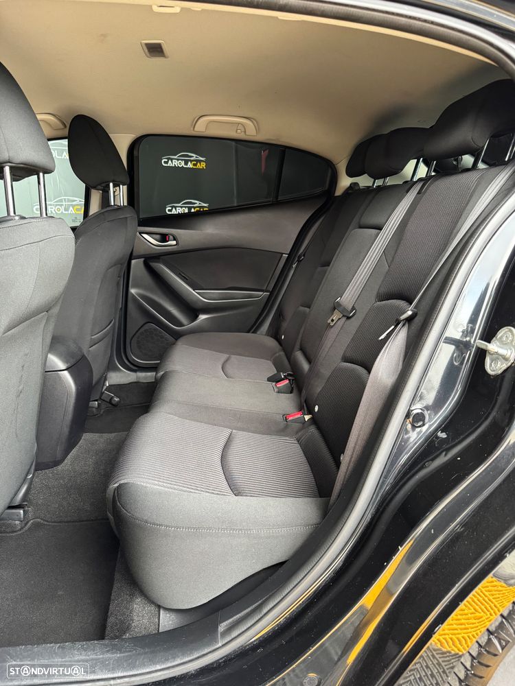 Mazda 3 Hatchback 1.5 Sky-G Evolve Navi - 9