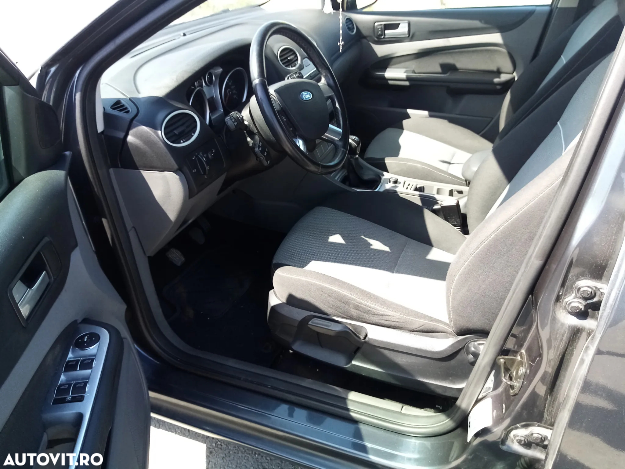 Ford Focus 1.6 TDCi Titanium - 6