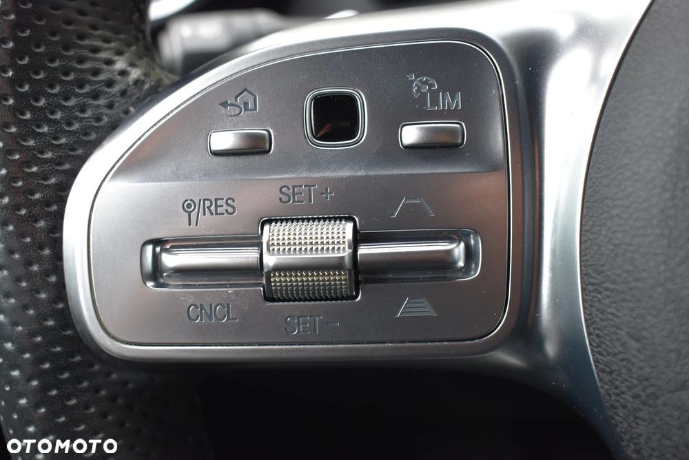 Mercedes-Benz CLA 220 d 8G-DCT AMG Line Advanced Plus - 37