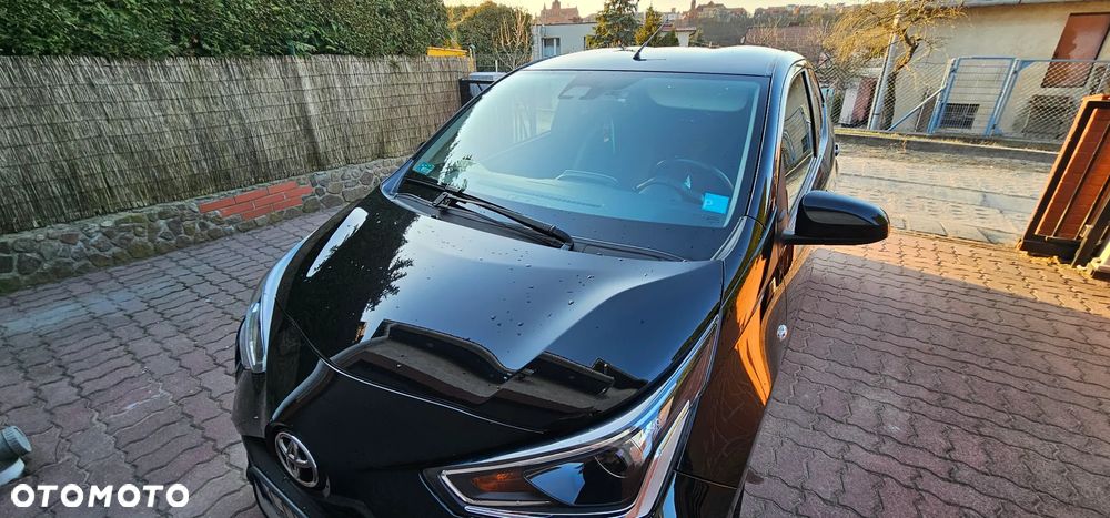 Toyota Aygo x-play connect - 4