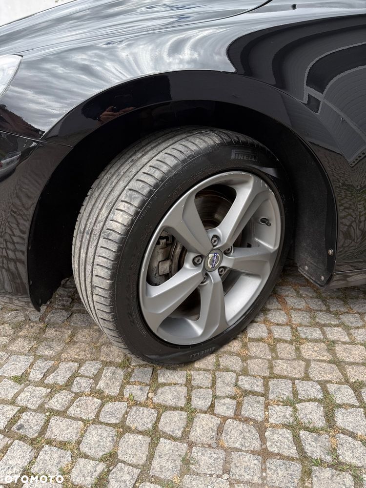 Volvo V40 D3 Geartronic Momentum - 3