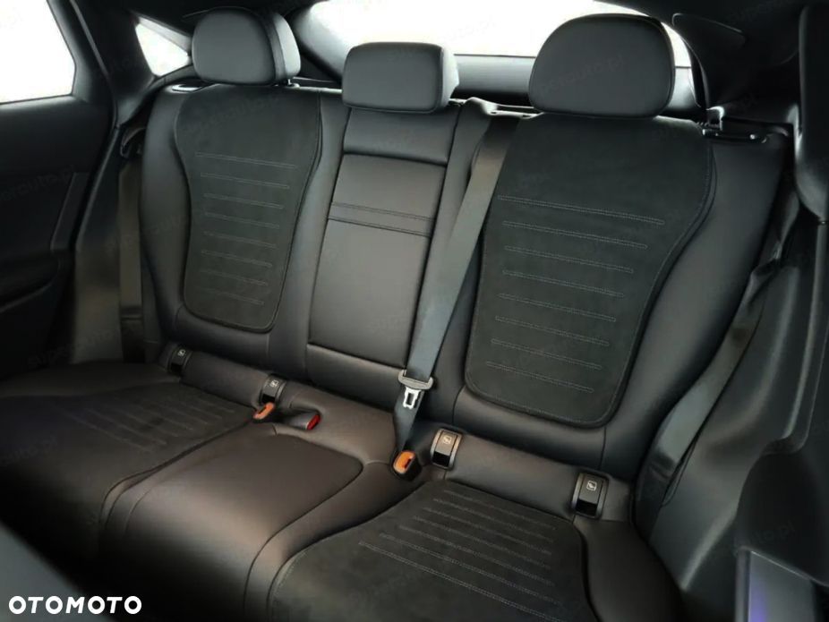 Mercedes-Benz GLC 220 d mHEV 4-Matic AMG Line - 13