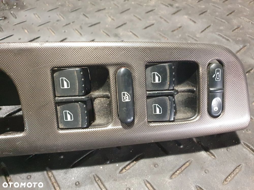 Przełącznik Elektrycznych Szyb 1J4959857D Passat B5 FL EUROPA POSIADAM 3 SZT - 2