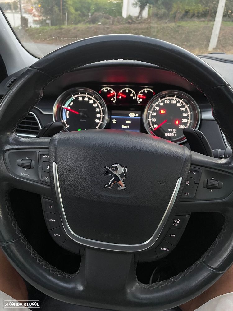 Peugeot 508 RXH 2.0 HDi Hybrid4 Limited Edition 2-Tronic - 38