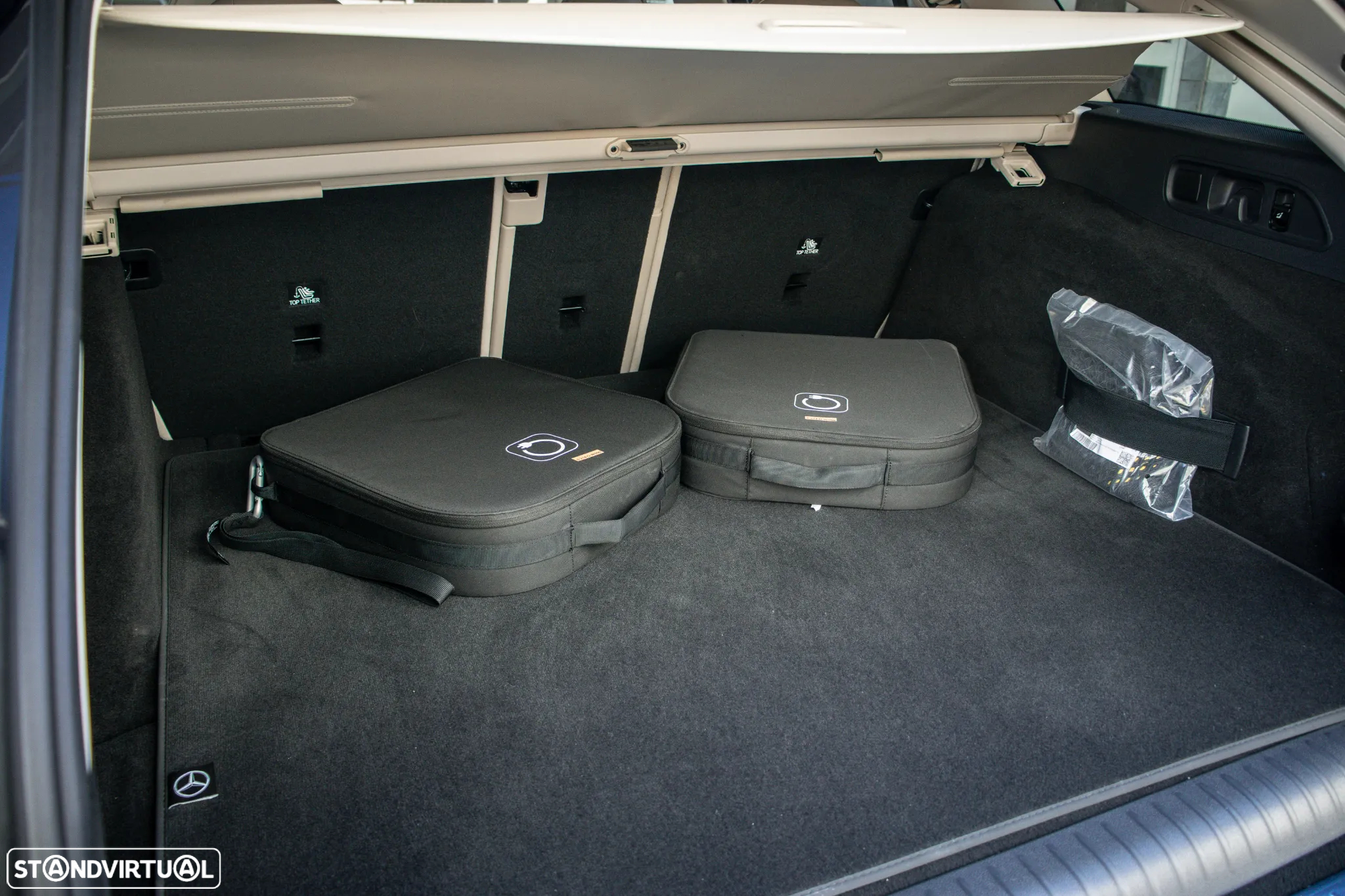 Mercedes-Benz E 300 de 4Matic All-Terrain - 40