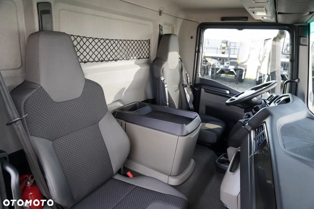 MAN TGL 12.250 / SOLÓWKA / KONTENER 8.1 M / WINDA / BOCZNE DRZWI / 2021 ROK - 37