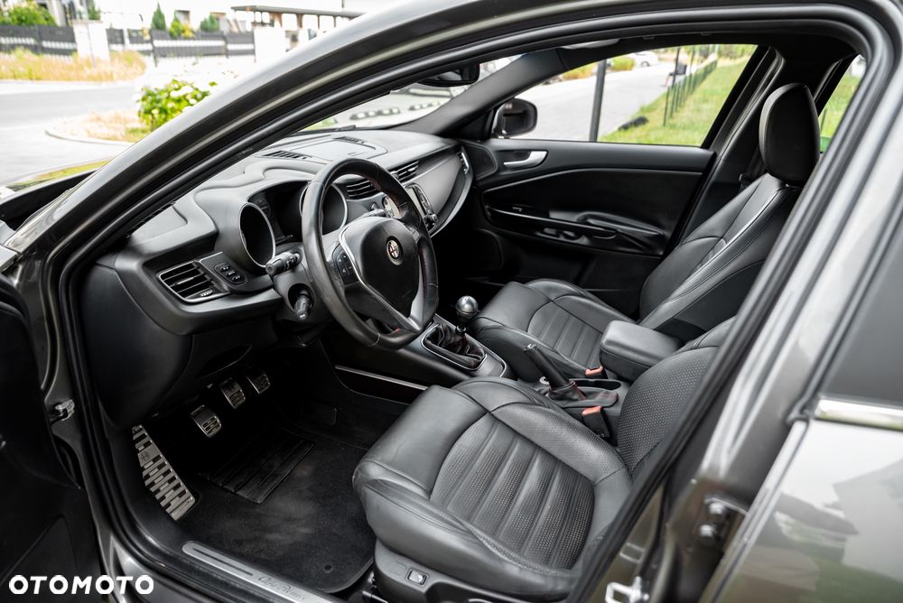 Alfa Romeo Giulietta 2.0 JTDM Distinctive - 17