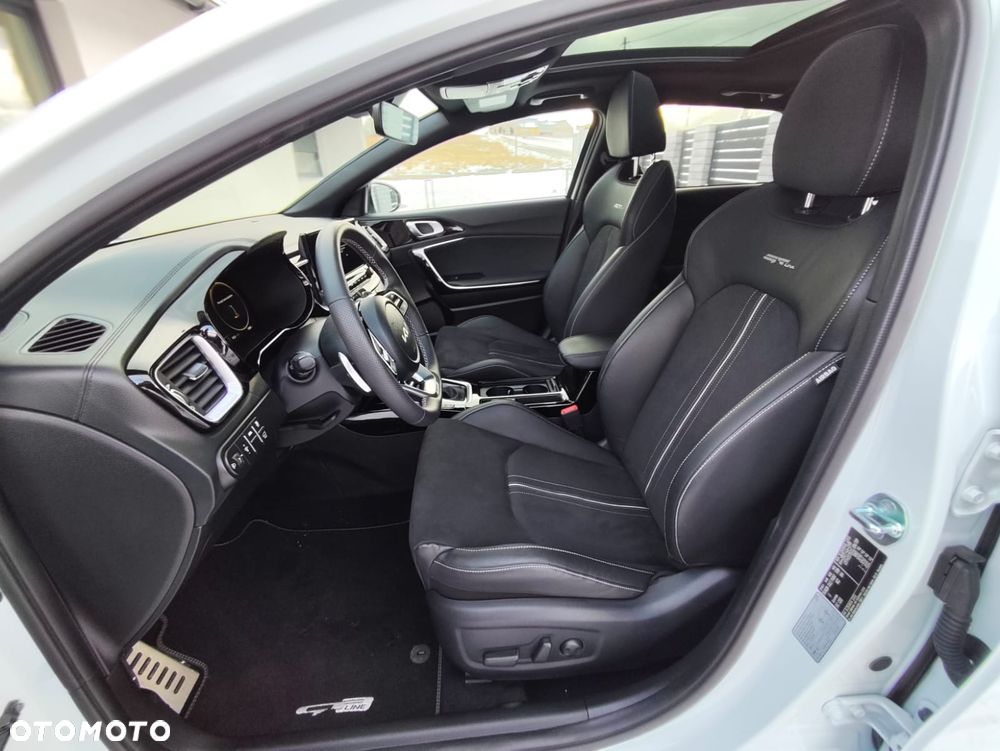 Kia ProCeed 1.5 T-GDI GT Line DCT - 23