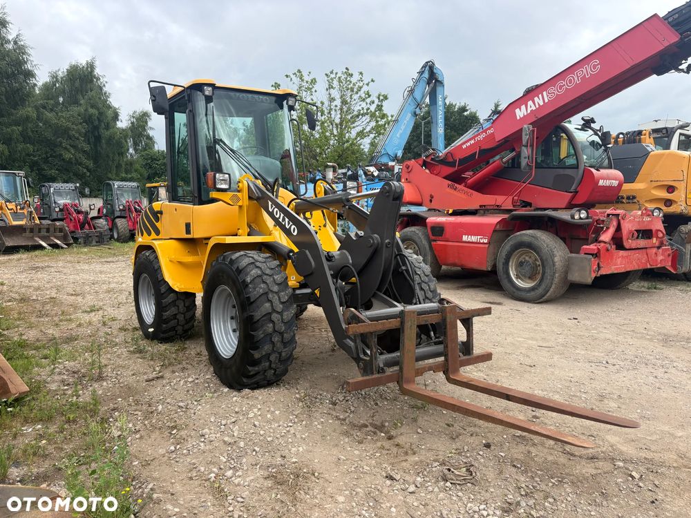 Volvo L30B Pro - 2