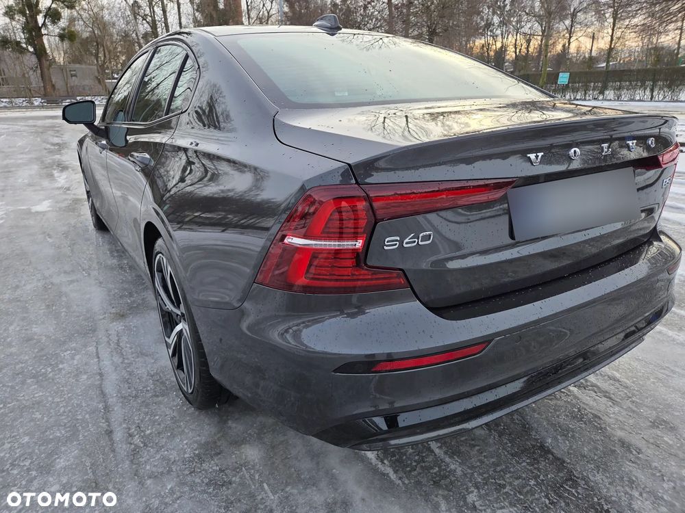Volvo S60 B5 B AWD Ultimate Dark - 18