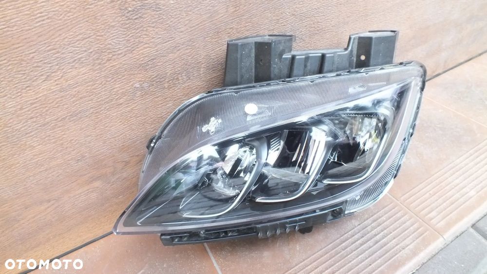 Lampa przednia lewa Fulled Hyundai Kona 92101J9630 - 1