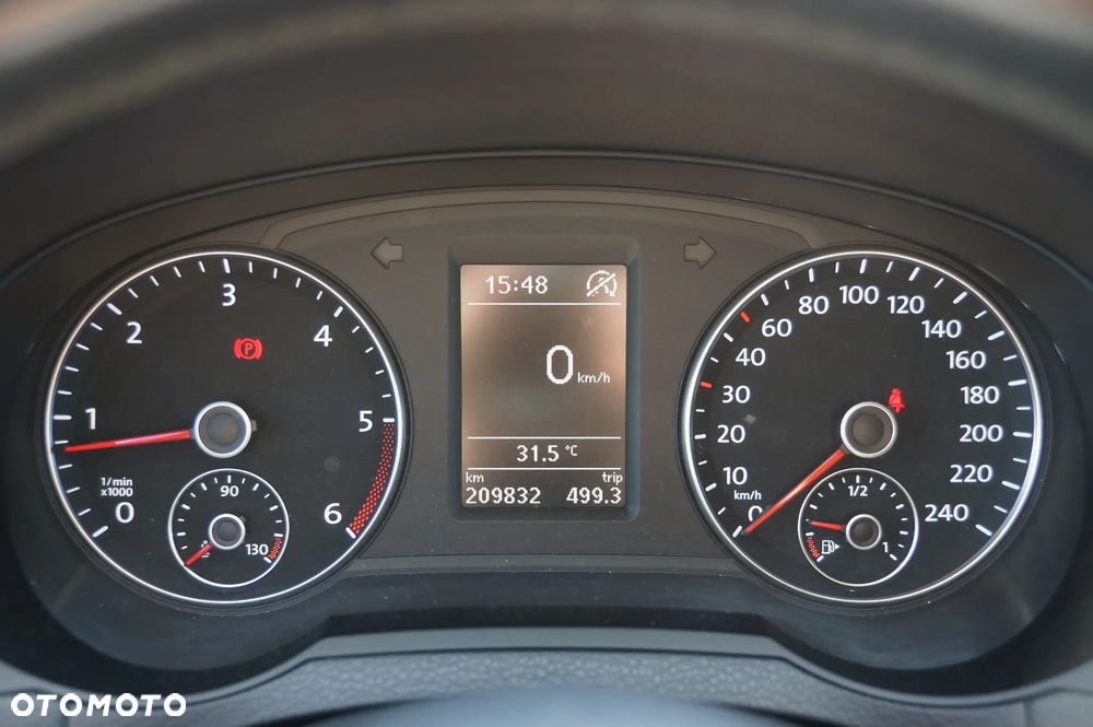 Volkswagen Sharan 2.0 TDI 4MOTION Blue Motion Life - 17