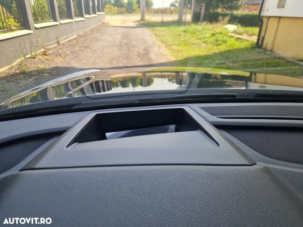 Audi Q5 40 TDI quattro S tronic design - 3