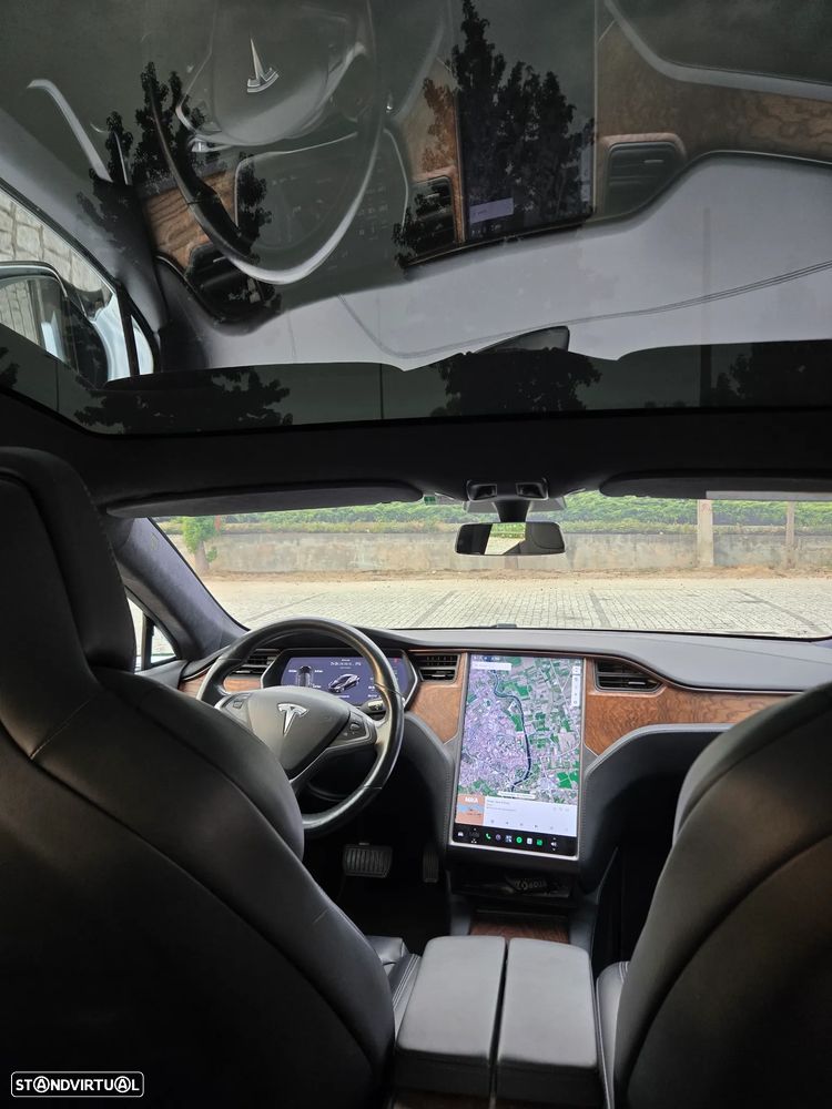 Tesla Model S Long Range - 15