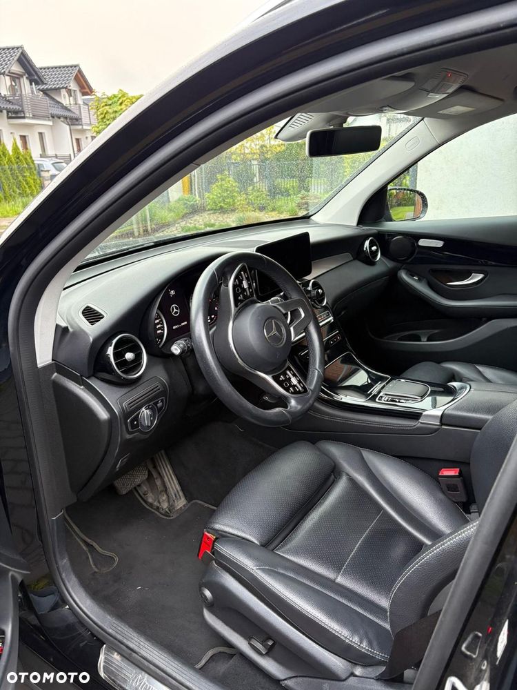 Mercedes-Benz GLC 200 d 4-Matic Business Edition - 4
