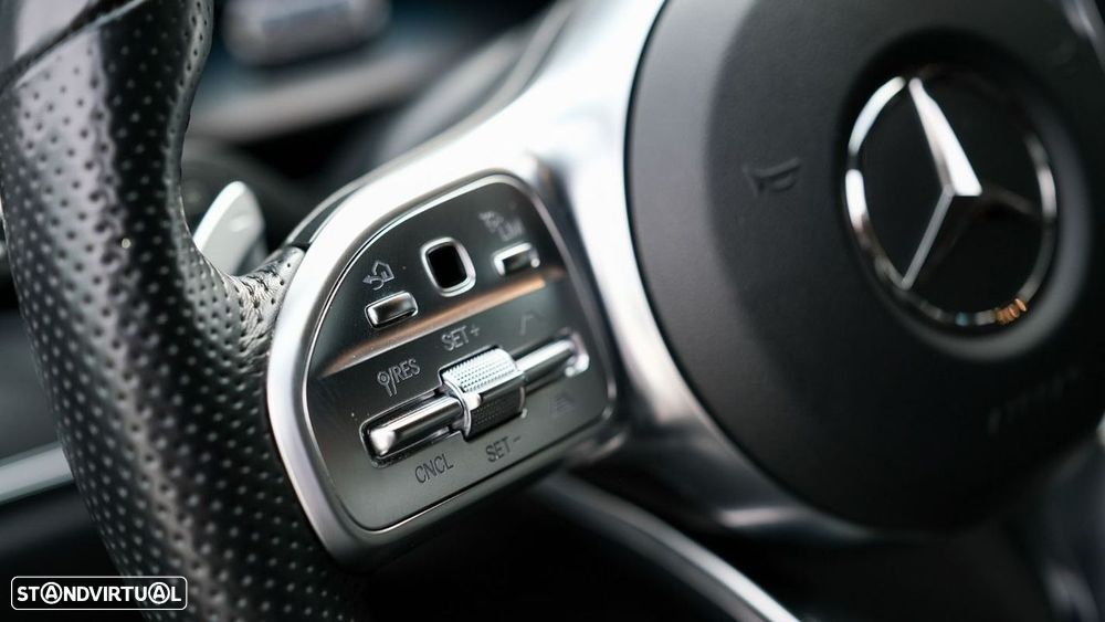 Mercedes-Benz E 220 d AMG Line 7L - 35