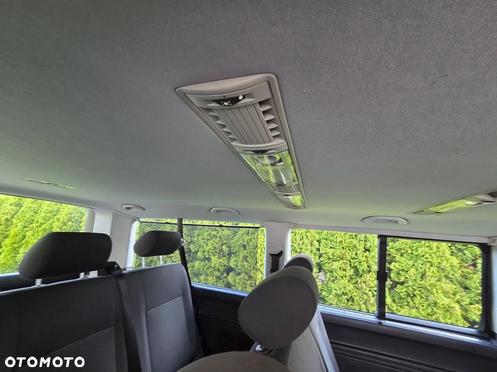 Volkswagen Caravelle L2 - 30