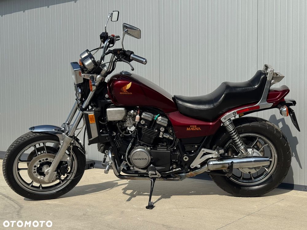 Honda VF - 21