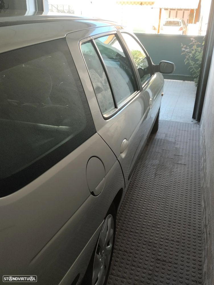 Renault Mégane - 12