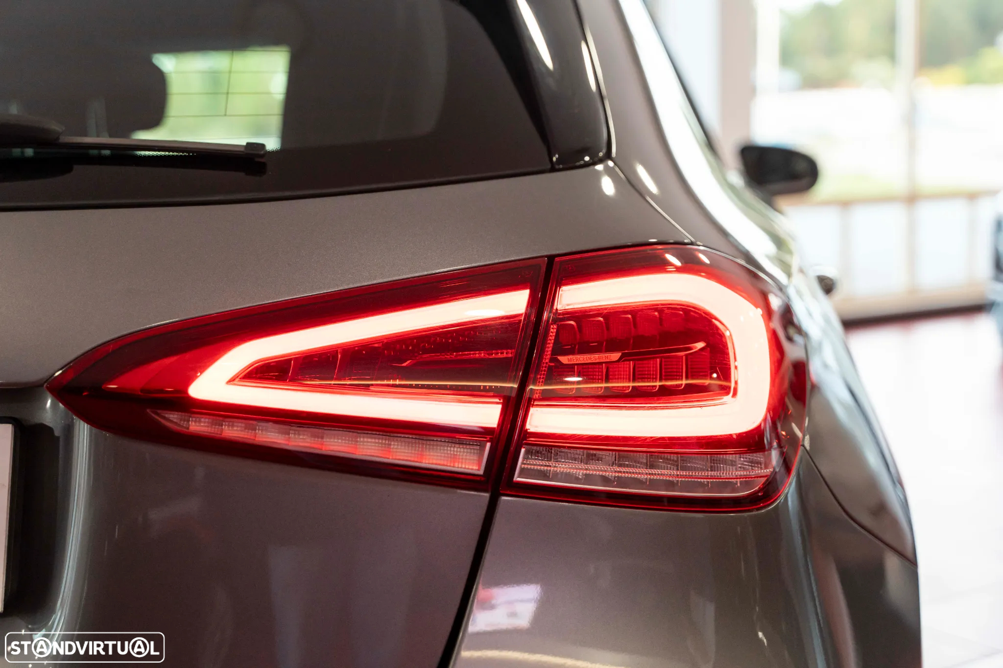 Mercedes-Benz A 160 d AMG Line - 11
