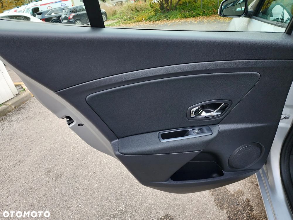 Renault Megane 1.6 16V 100 Paris - 32