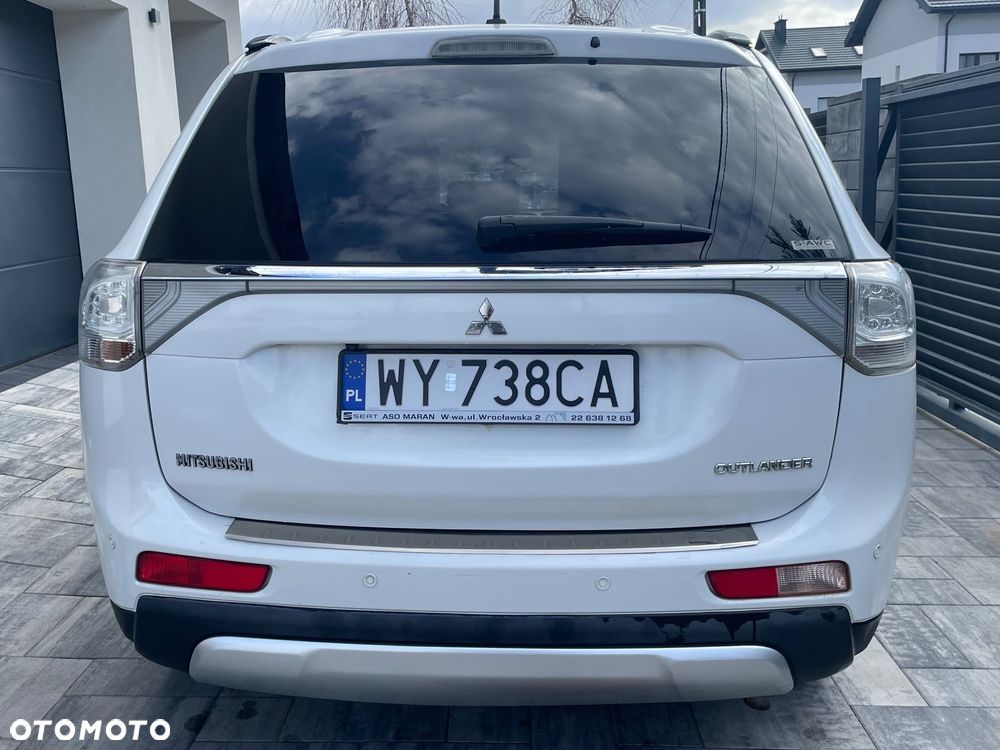 Mitsubishi Outlander - 5