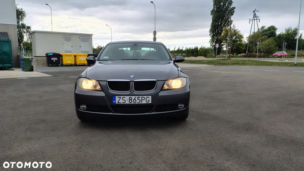BMW Seria 3 320d - 3
