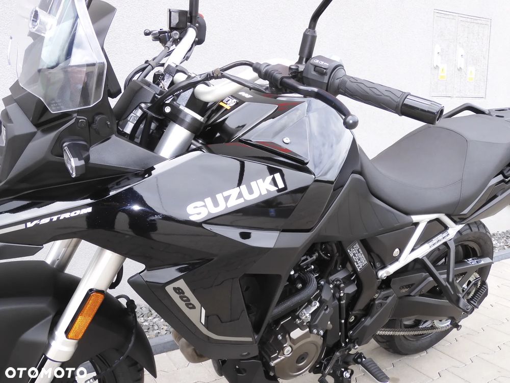 Suzuki DL - 23